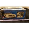 Image 2 : AMT New Camaro Model Kit