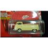Image 2 : 66 VW Pickup Johnny Lightning