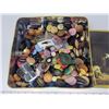 Image 2 : Large tin of vintage buttons