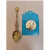 Image 1 : Pinback and Souvenir spoon, King George 1V, 1939
