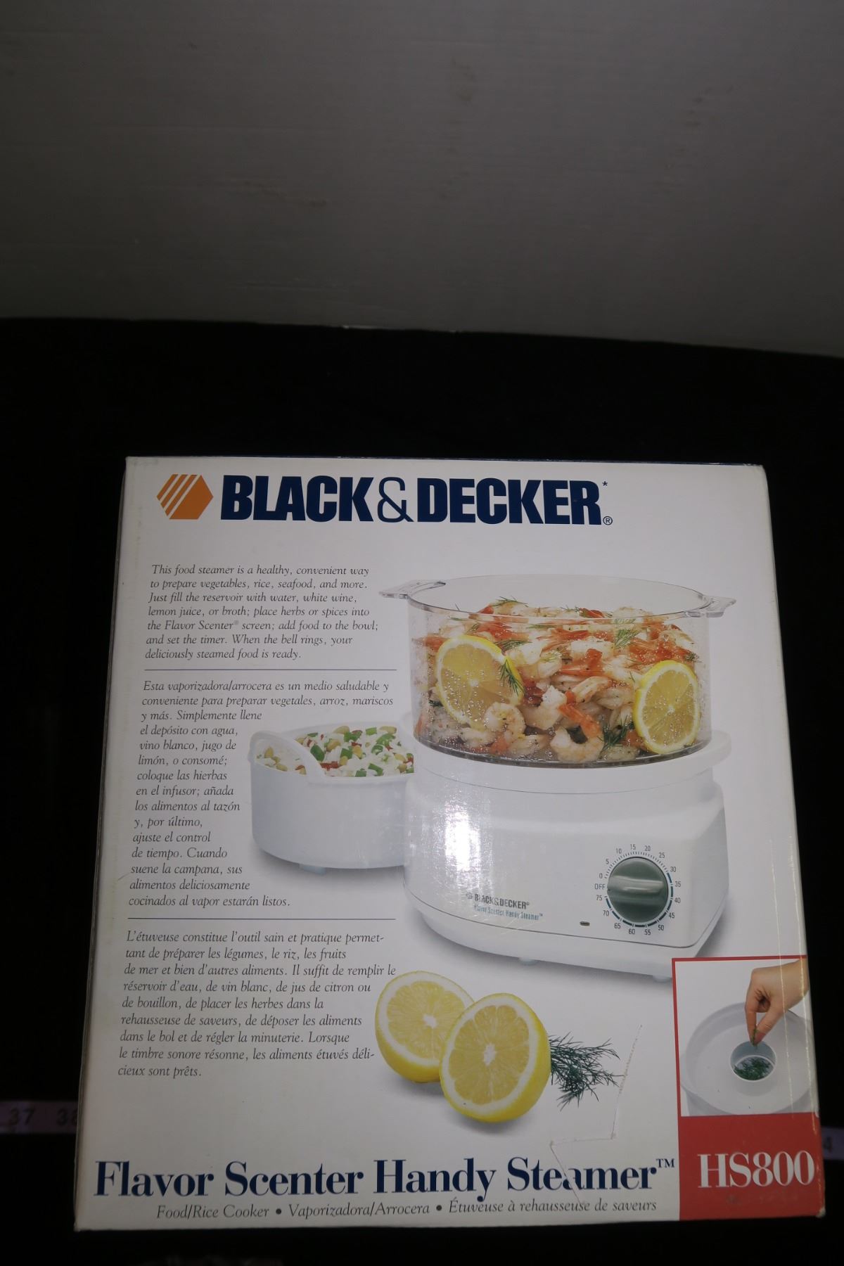 Black & Decker Flavor Scenter Handy Steamer, Unopened