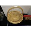 Image 3 : 2 Wicker Baskets