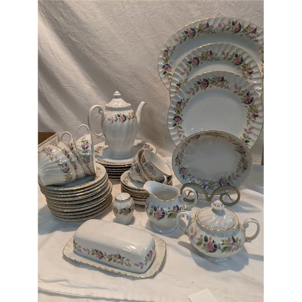 set dishes regency