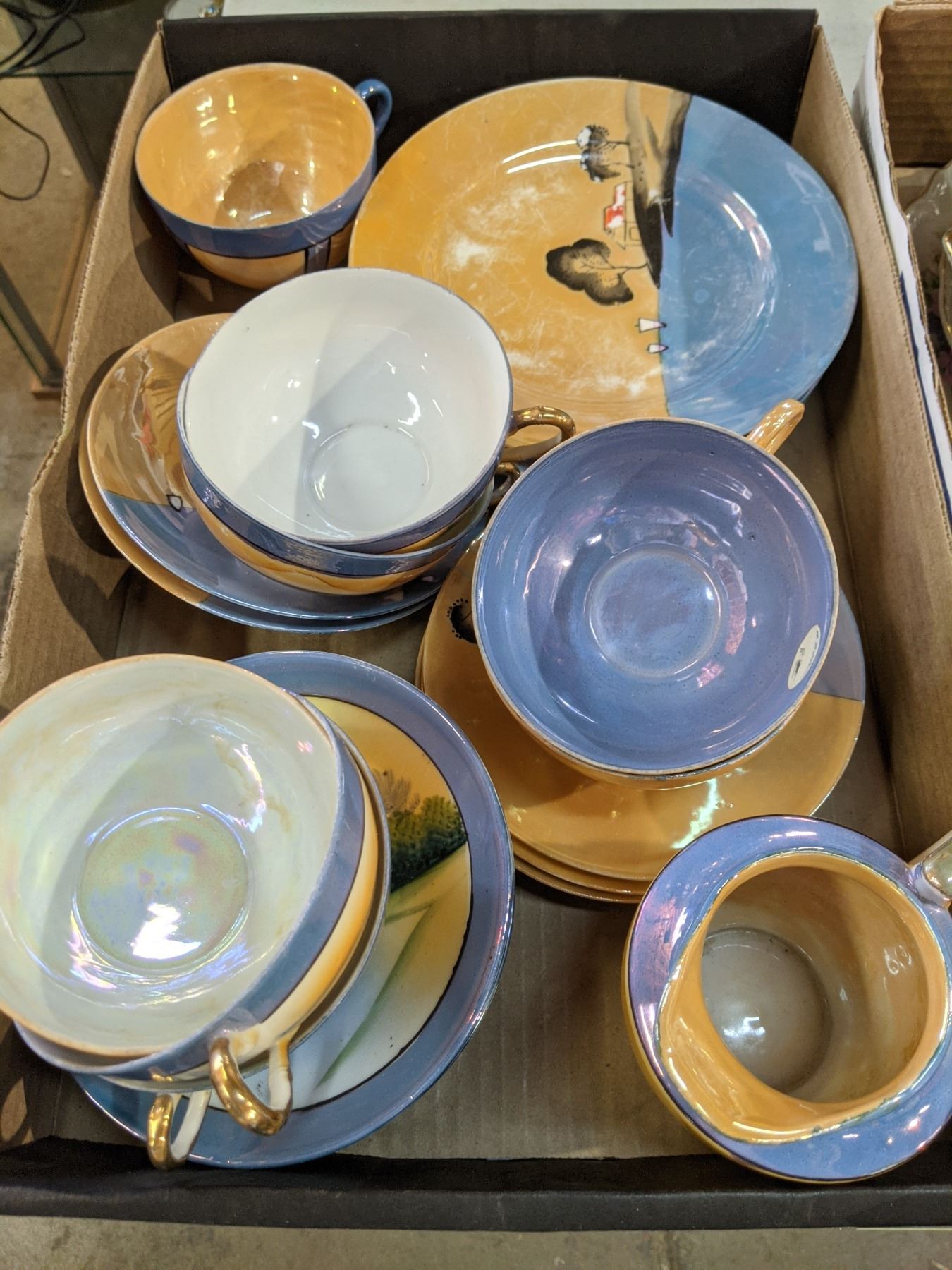 lusterware lot