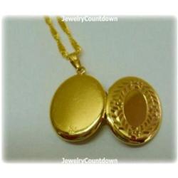 Solid 14K Yellow Gold Italian Locket Necklace Oval