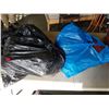 Image 3 : 2 HOCKEY BAGS OF BASKETBALLS, SPORTING GOODS