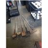 Image 1 : BUNDLE OF GARDEN TOOLS, SHOVEL