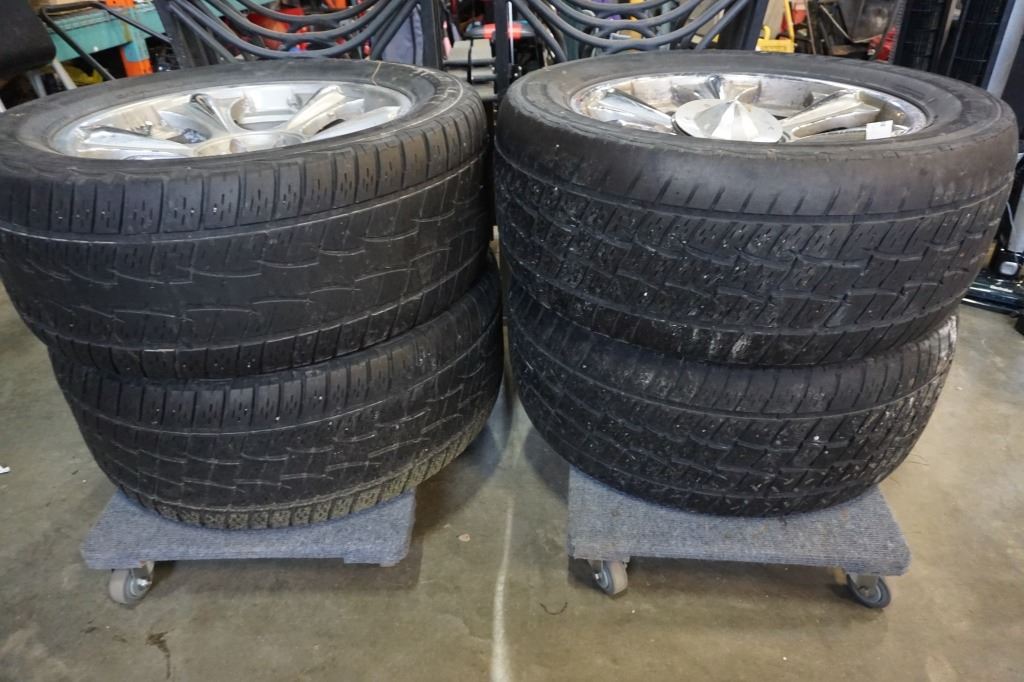 SET OF 4 TIRES COOPER 305/50R20 INCH TIRES ON 6 BOLT RIMS