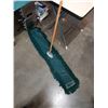Image 2 : LARGE DUST BROOM