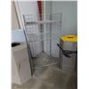 Image 2 : Gridwall 3-tier Shelf