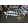 Image 2 : WHITE METAL QUEENSIZE BEDFRAME