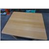 Image 8 : MAPLE COFFEE TABLE