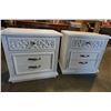 Image 2 : PAIR OF PAINTED WHITE NIGHTSTANDS