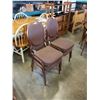 Image 2 : 4 STACKING CHAIRS