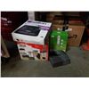 Image 1 : Magic Bullet, Salton induction cooktop and two mixers - Store returns