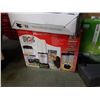 Image 3 : Magic Bullet, Salton induction cooktop and two mixers - Store returns