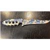 Image 3 : NEW BLUE CAMO KNIFE WITH SHEATH AND 3 THROWING KNIVES