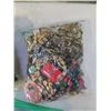 Image 11 : 5 bags of various jewelry