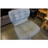 Image 8 : GREY GAS LIFT BAR STOOL