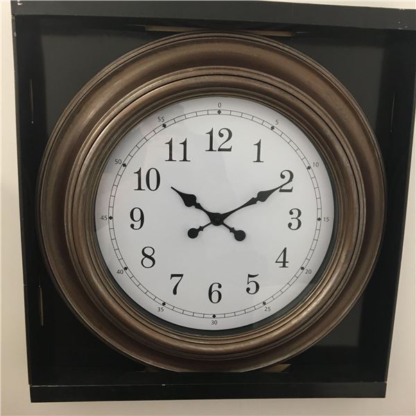 New large wall clock