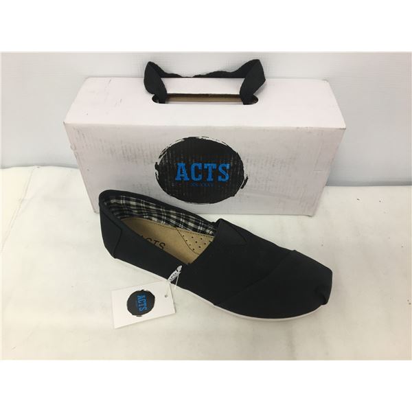Acts ladies shoes 7.5