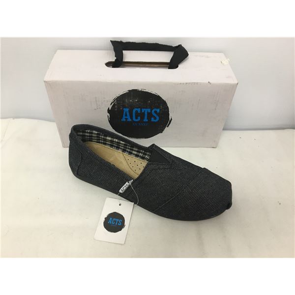 Acts ladies shoes 7.5