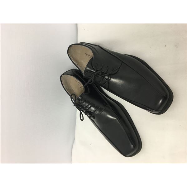 New mens dress shoes 8