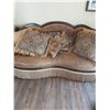 Image 2 : 8'W X 4'H X 4'D Gorgeous artisan couch. Includes throw pillows. Good Condition.