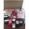Image 1 : Assorted Tops/Scarves/Leggings