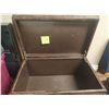 Image 1 : Brown Leather Storage Chest 16"H x 30"L x 19"D