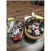 Image 1 : 2 Baskets with Assorted Christmas Decorations