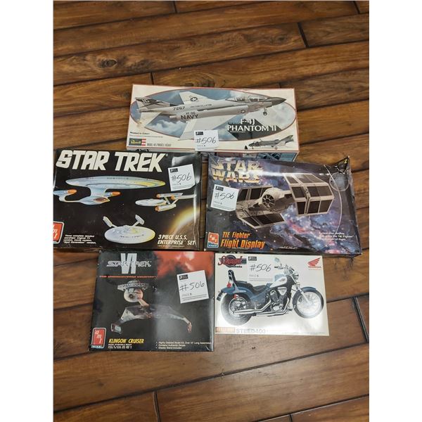 5 Models. Steed400 Honda. - Star Trek Clingon Cruiser. - Star Trek USS Enterprise. - Star Wars The F