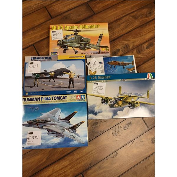5 Aircrafts. B-25. - USN Nimitz Deck. - F-14A Tomcat. - AH-64 Apache Helicopter. - B-25 Mitchell.