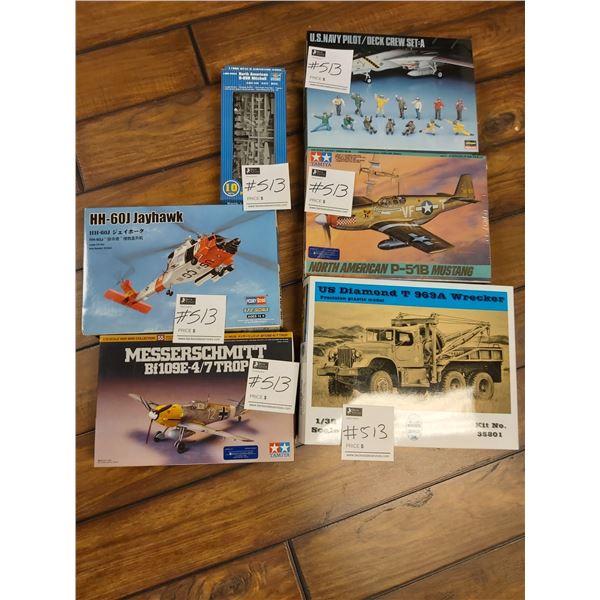 6 Models. B-25B Mitchell. - US Navy Pilot/Deck Crew Set:A. - P-51B Mustang. - Messerschmitt Bf109E-4