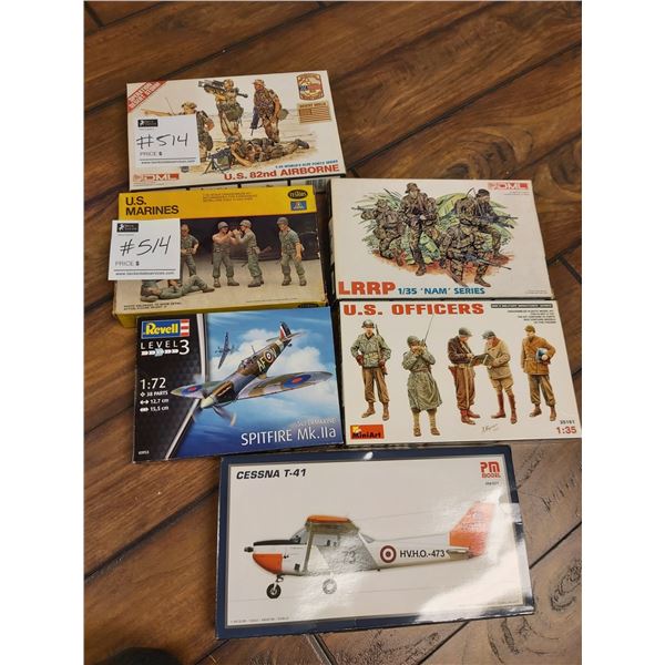 6 Models. Spitfire Mk.lla. - US Marines. - US Officers. - US 82nd Airborne. - LRRP 1/35 'NAM' Series