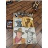 Image 1 : John Wayne Collection. 5 Pictures - 1 Statue - Book Ornaments