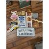Image 1 : 14 Assorted Signs + Wall hangings