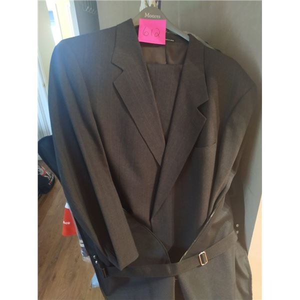Moores Grey Suit (XL)