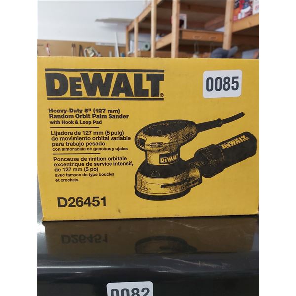 Dewalt 5" Orbit Palm Sander