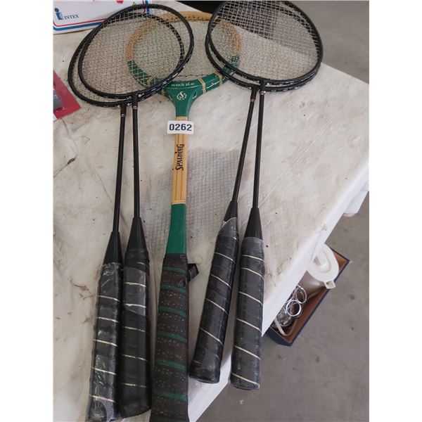 5 badminton raquets - 3 BBQ lighters - air pump + folding shovel