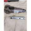 Image 3 : Winch Cable - Socket Set - Bolt Cutters - Spark Plug Casing