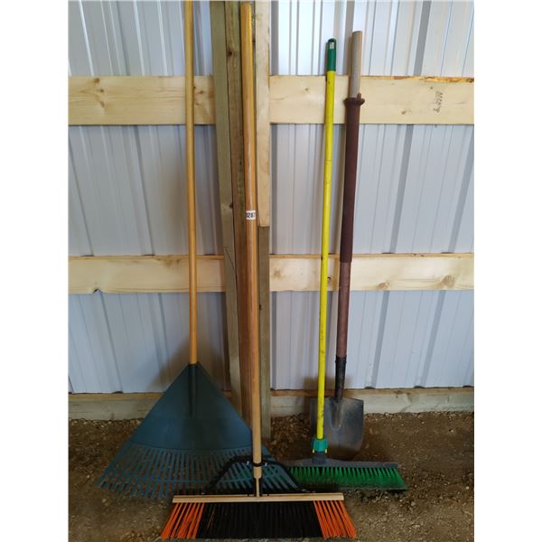 Two Push brooms - Spade - plastic rake