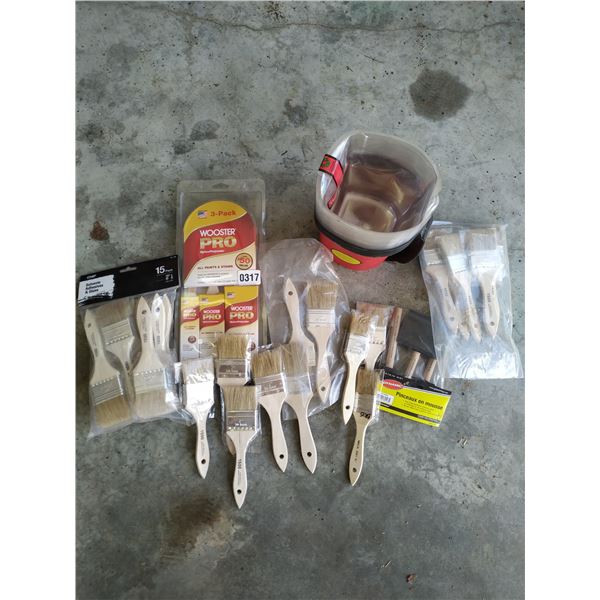 Paint brushes & accessories