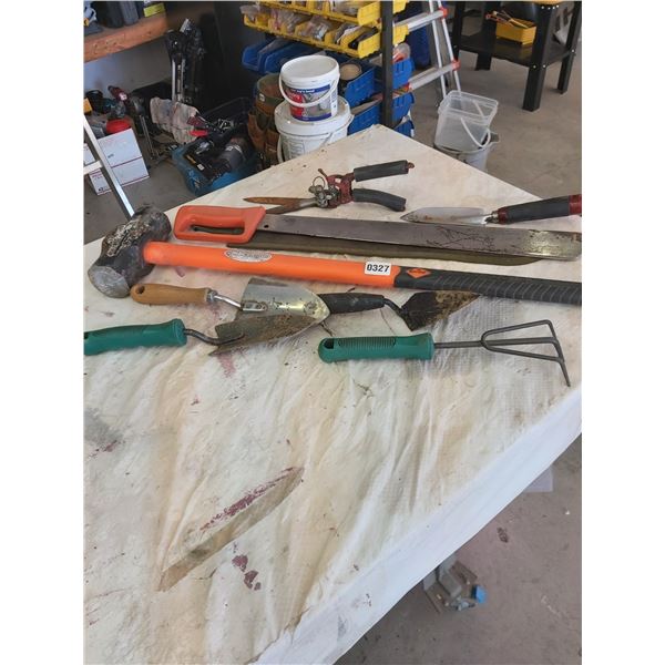Sledge Hammer - Machete - Garden Tools - Garbage bag holder