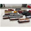 Image 2 : 25 Miscellaneous HO Scale Trains