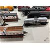 Image 7 : 25 Miscellaneous HO Scale Trains