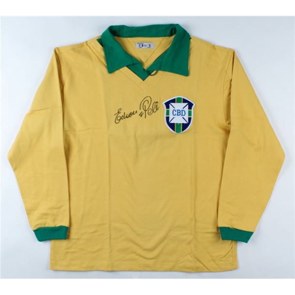 Pele Signed Team Brazil Jersey (Beckett Witnessed)