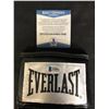 Image 3 : MICHAEL SPINKS AUTOGRAPHED BLACK EVERLAST BOXING GLOVER (BECKETT COA)