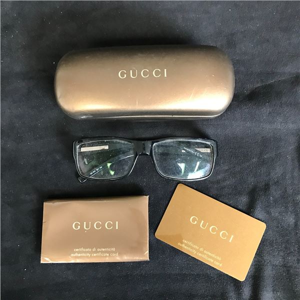 GUCCI EYEGLASSES w/ CASE 