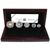 Image 1 : 2003 Canada Hologram 5-coin Fractional Fine Silver Maple Leaf Set (Sleeve is worn & display box is l